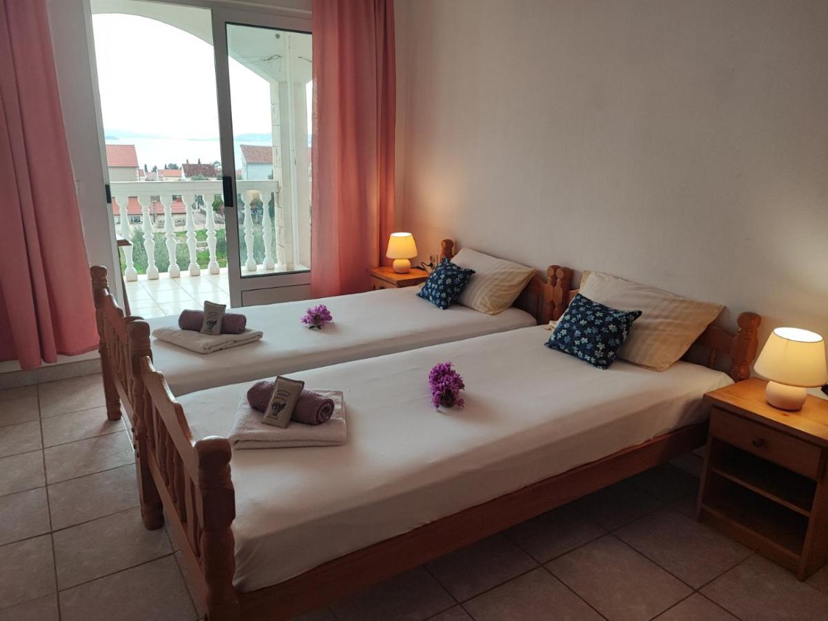 Apartments Dodik Orebic Bagian luar foto
