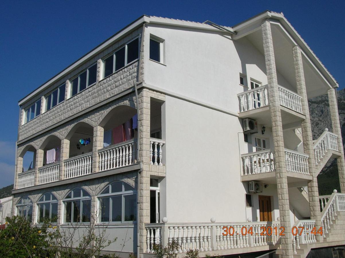 Apartments Dodik Orebic Bagian luar foto